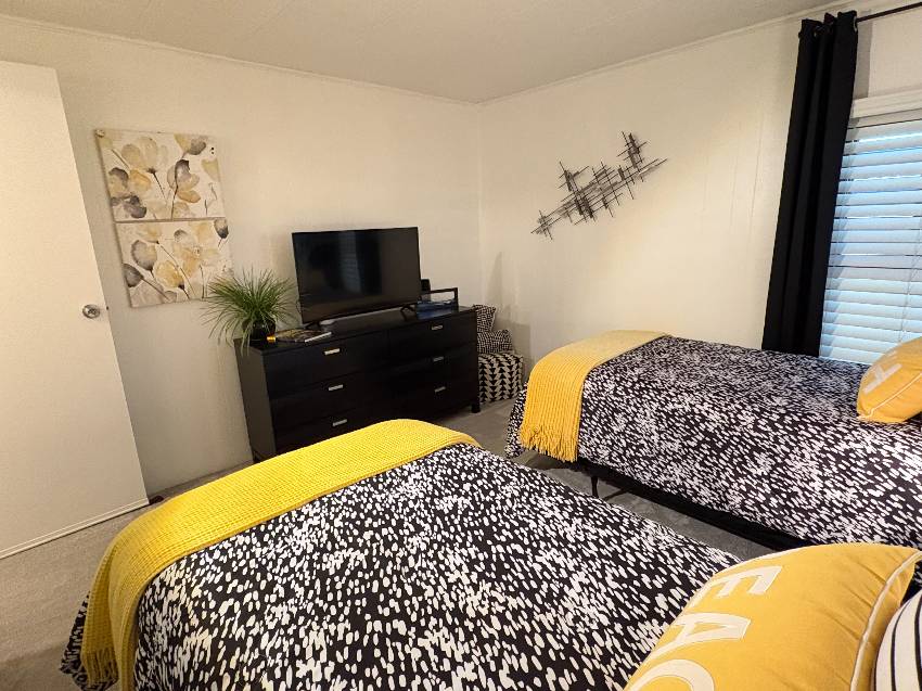 1280 S Indies Circle a Venice, FL Mobile or Manufactured Home for Sale