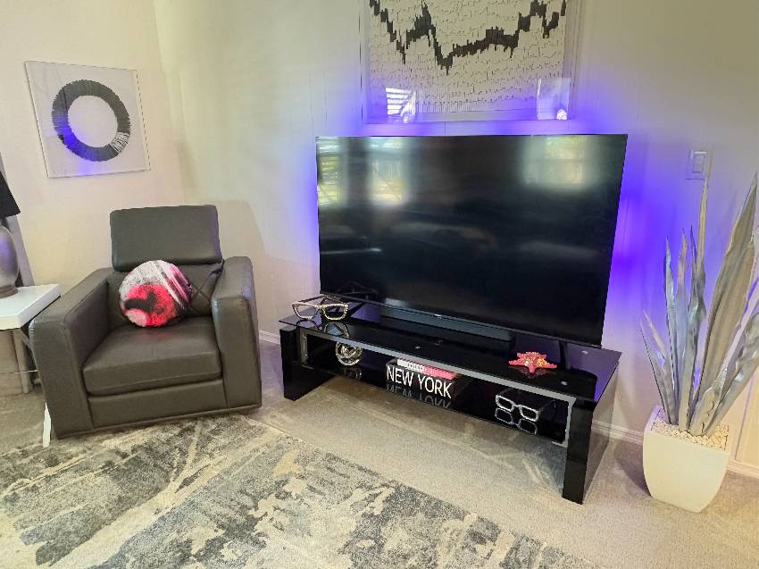 1280 S Indies Circle a Venice, FL Mobile or Manufactured Home for Sale