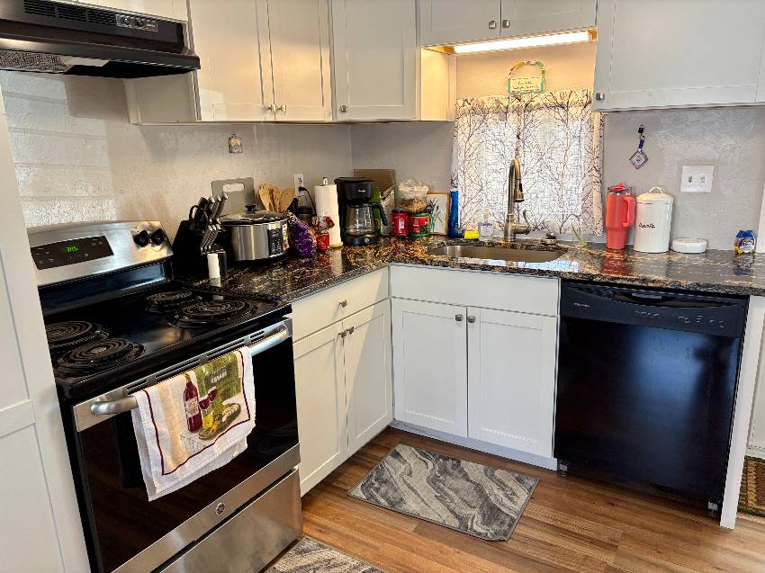 976 Freeport E a Venice, FL Mobile or Manufactured Home for Sale