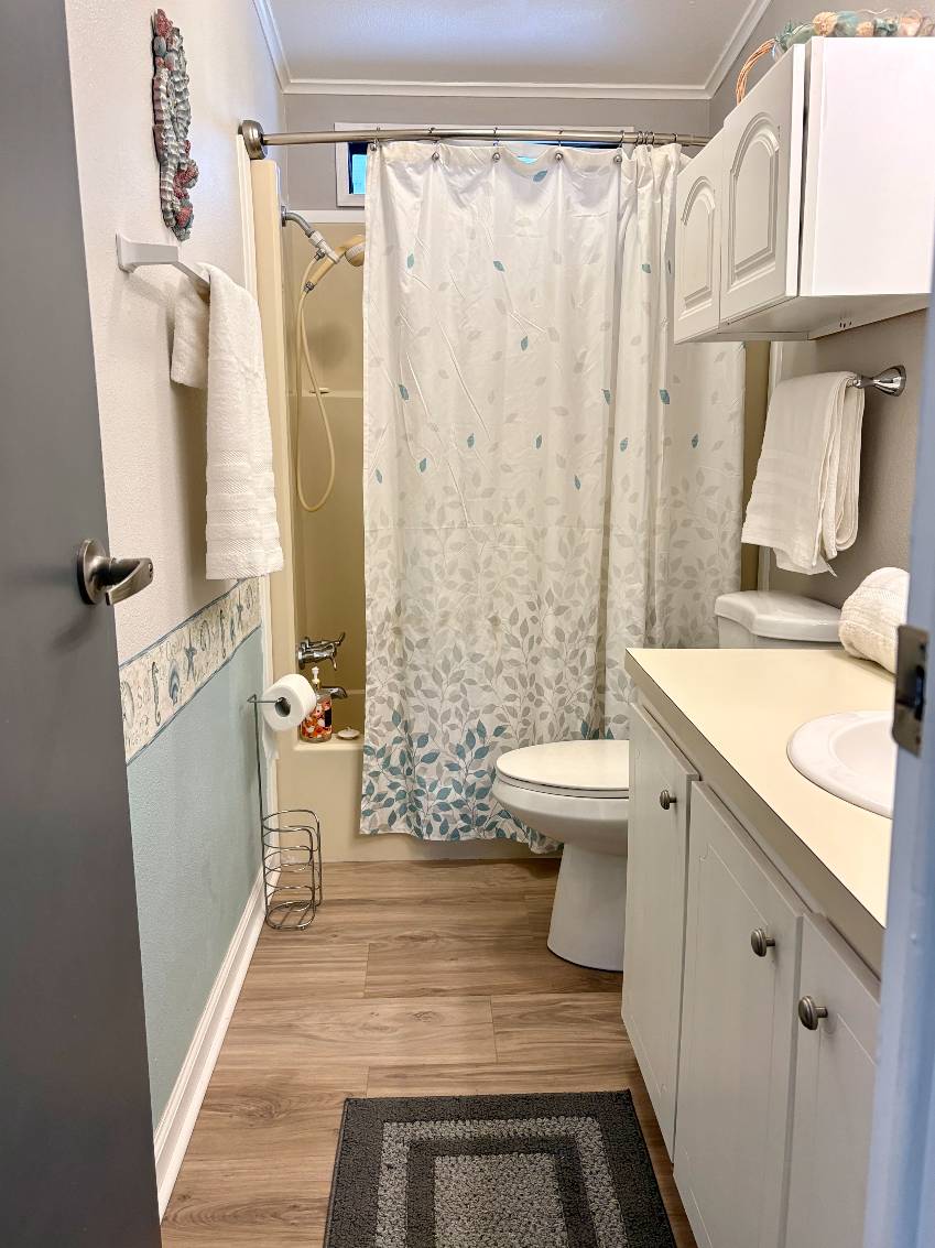 1241 N Indies Circle a Venice, FL Mobile or Manufactured Home for Sale