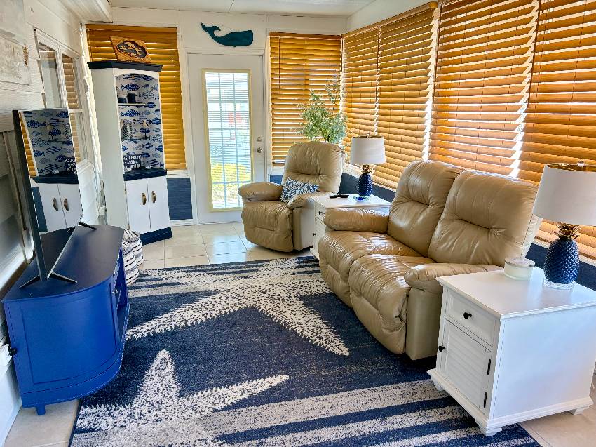 962 Vincent E a Venice, FL Mobile or Manufactured Home for Sale