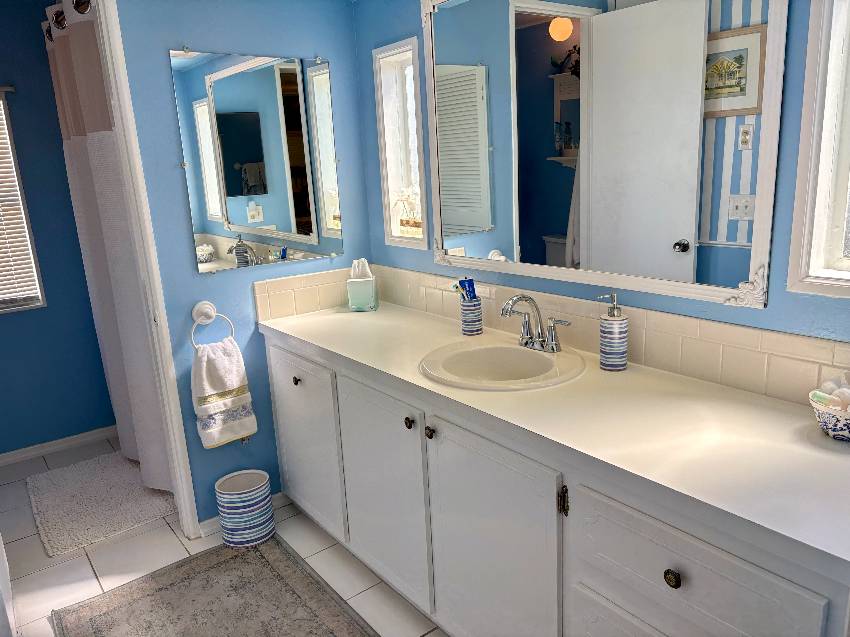 962 Vincent E a Venice, FL Mobile or Manufactured Home for Sale