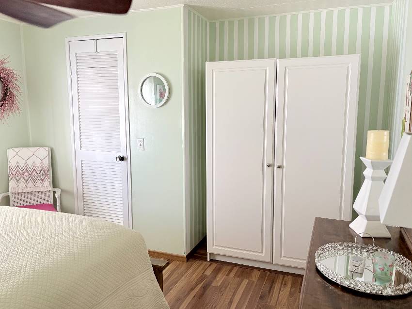 962 Vincent E a Venice, FL Mobile or Manufactured Home for Sale