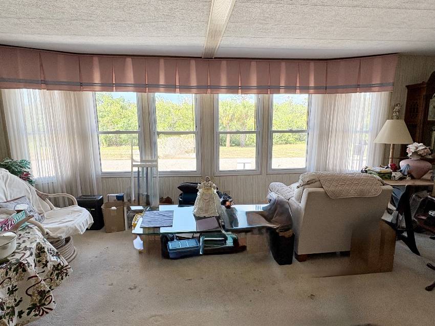 858 Dominica a Venice, FL Mobile or Manufactured Home for Sale