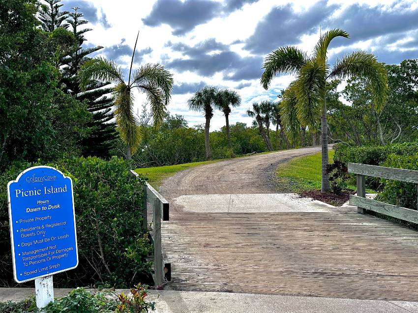 204 Rotterdam a Ellenton, FL Mobile or Manufactured Home for Sale