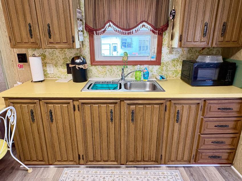 2487 Sylvia Lane a Venice, FL Mobile or Manufactured Home for Sale