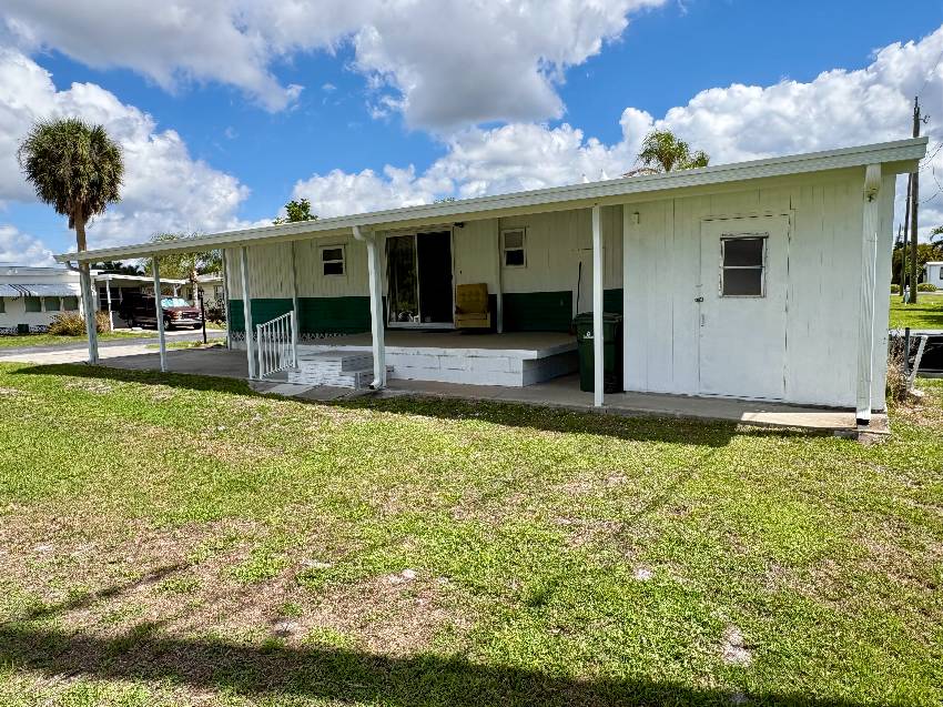2487 Sylvia Lane a Venice, FL Mobile or Manufactured Home for Sale