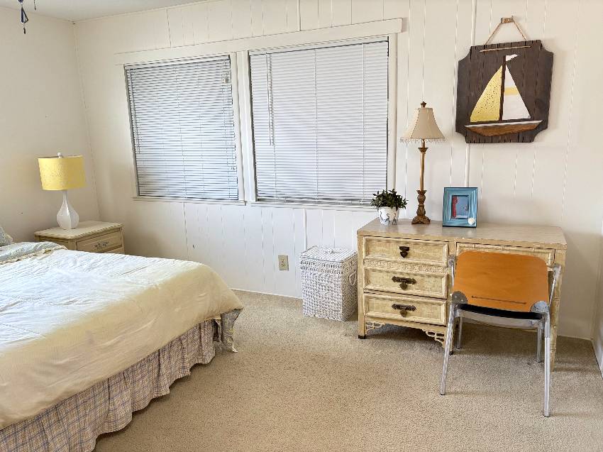 956 Bonaire E a Venice, FL Mobile or Manufactured Home for Sale