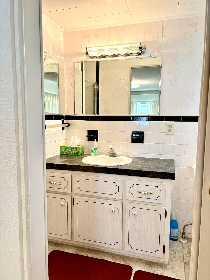 975 Roseau E a Venice, FL Mobile or Manufactured Home for Sale