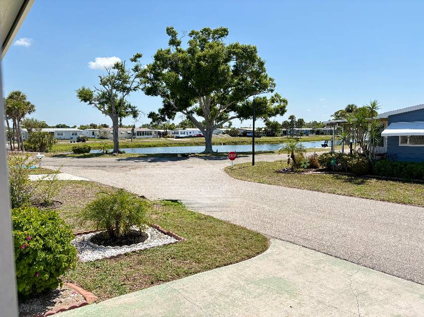 933 Questa W a Venice, FL Mobile or Manufactured Home for Sale