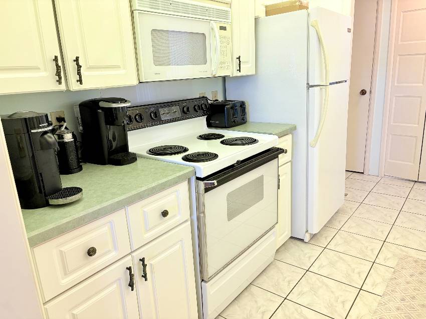 933 Questa W a Venice, FL Mobile or Manufactured Home for Sale