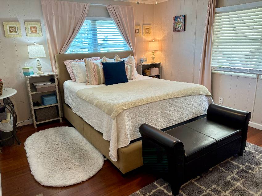 989 Eleuthera E a Venice, FL Mobile or Manufactured Home for Sale