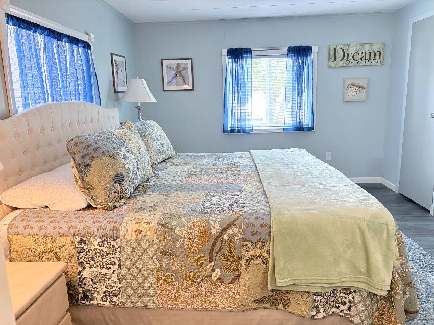 414 Zacapa a Venice, FL Mobile or Manufactured Home for Sale