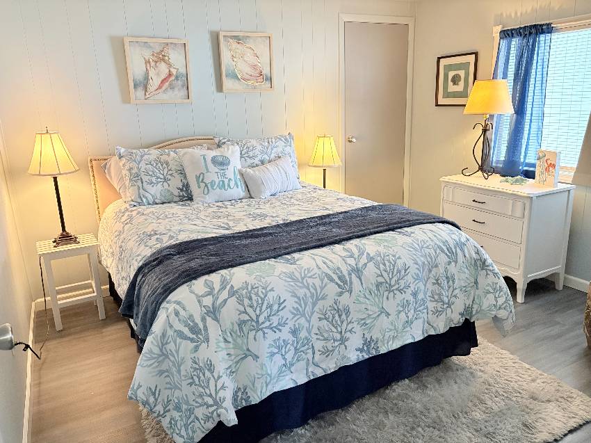 414 Zacapa a Venice, FL Mobile or Manufactured Home for Sale