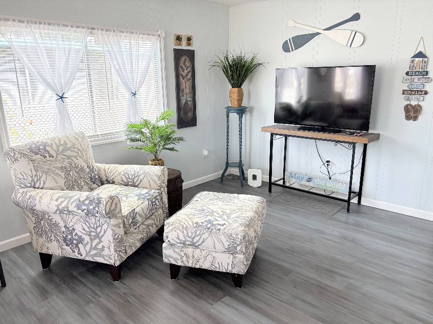 414 Zacapa a Venice, FL Mobile or Manufactured Home for Sale