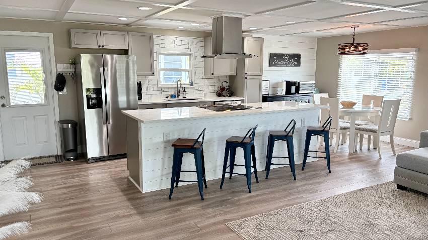 936 Xanadu a Venice, FL Mobile or Manufactured Home for Sale