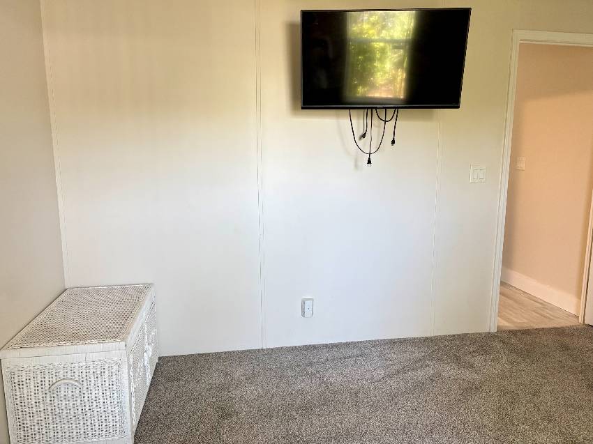 988 Haiti E a Venice, FL Mobile or Manufactured Home for Sale