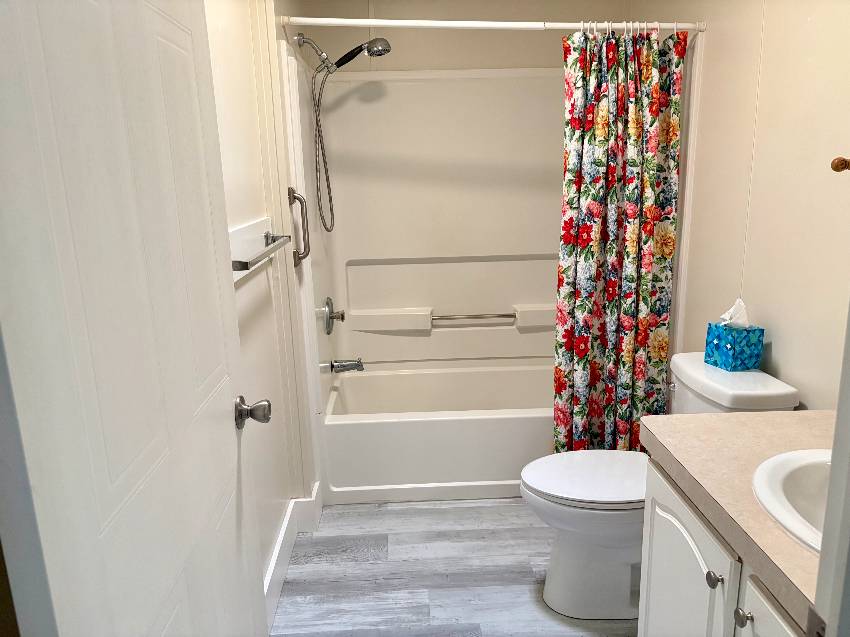 988 Haiti E a Venice, FL Mobile or Manufactured Home for Sale