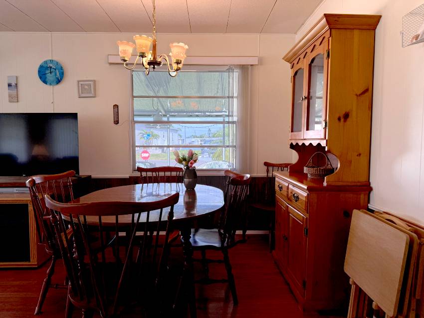 31 Center Rd a Palmetto, FL Mobile or Manufactured Home for Sale