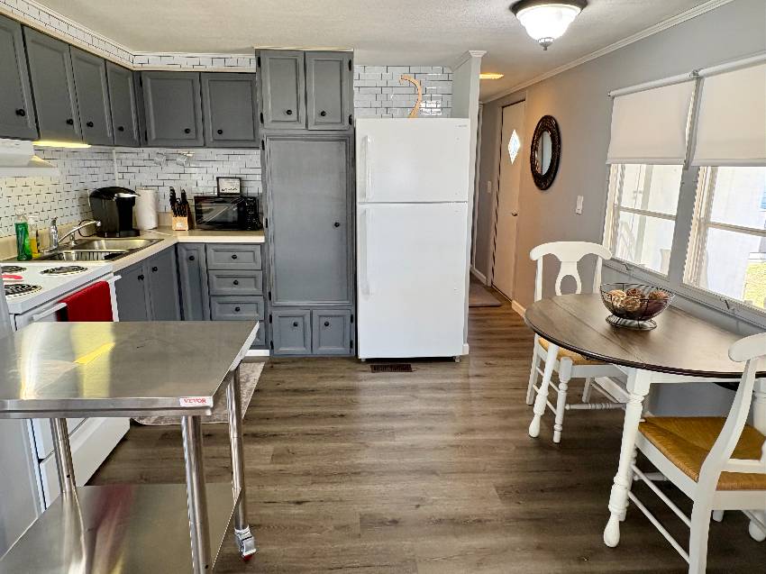 191 3rd Street W a Nokomis, FL Mobile or Manufactured Home for Sale