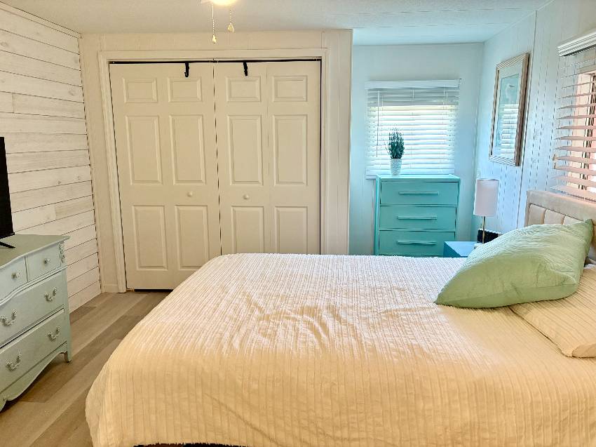 909 Orinoco W a Venice, FL Mobile or Manufactured Home for Sale