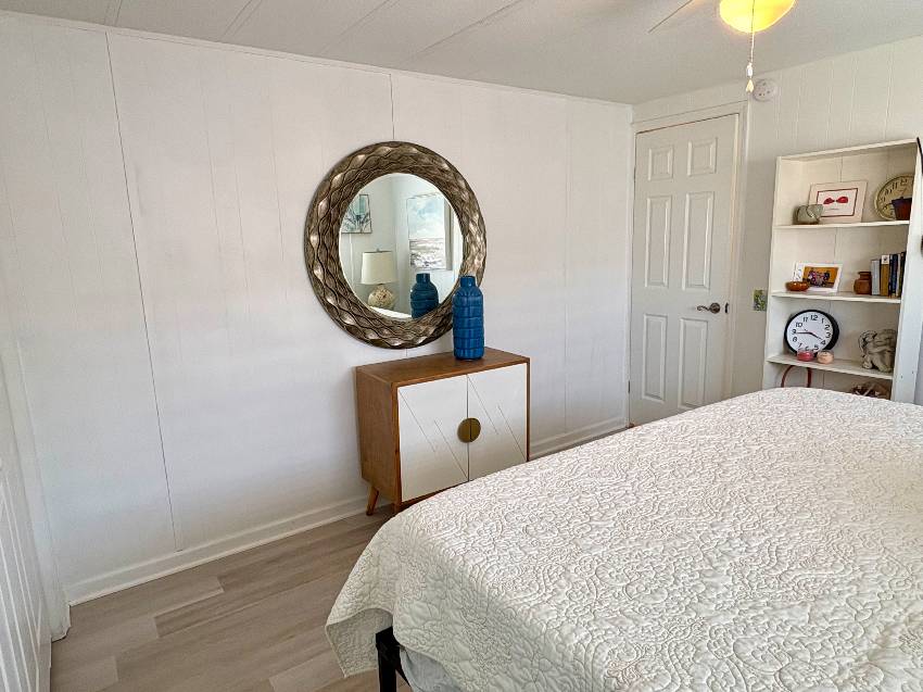 909 Orinoco W a Venice, FL Mobile or Manufactured Home for Sale