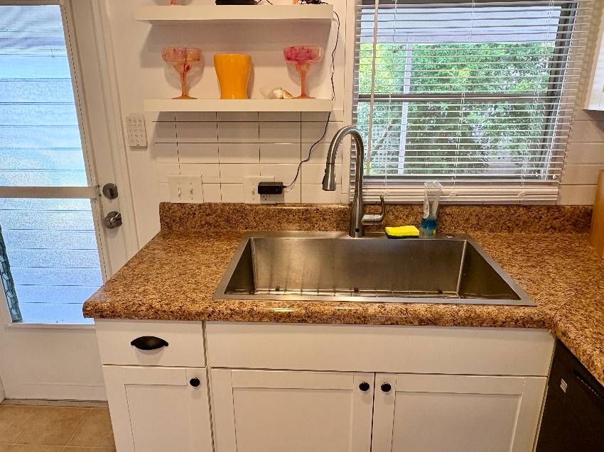 909 Orinoco W a Venice, FL Mobile or Manufactured Home for Sale