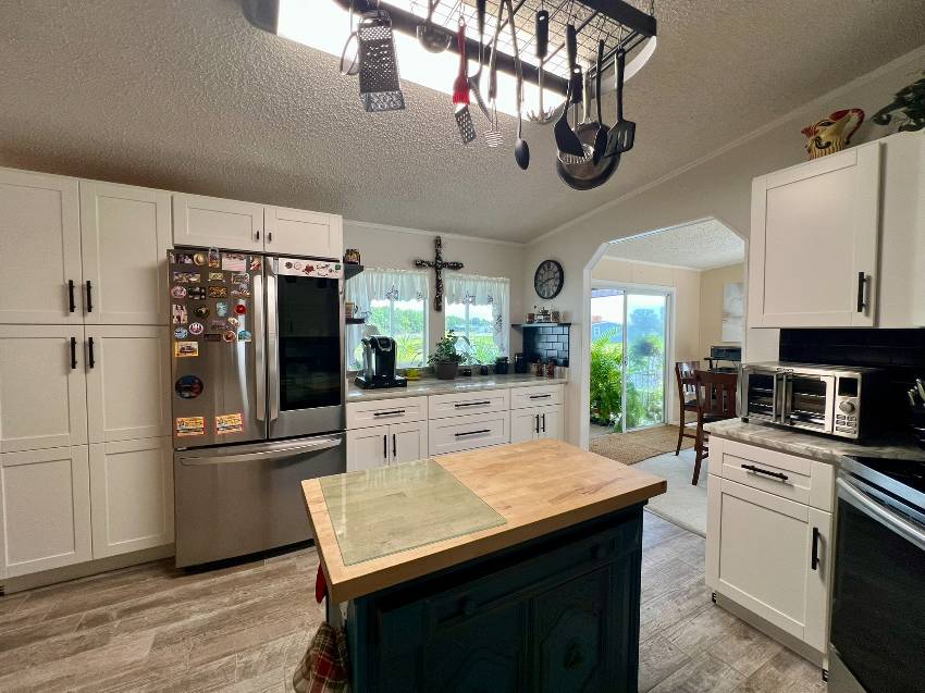 105 Palm Ln E a Parrish, FL Mobile or Manufactured Home for Sale