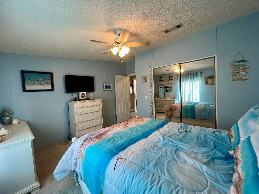 105 Palm Ln E a Parrish, FL Mobile or Manufactured Home for Sale