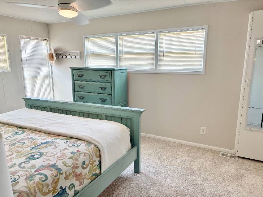 973 Antigua E a Venice, FL Mobile or Manufactured Home for Sale