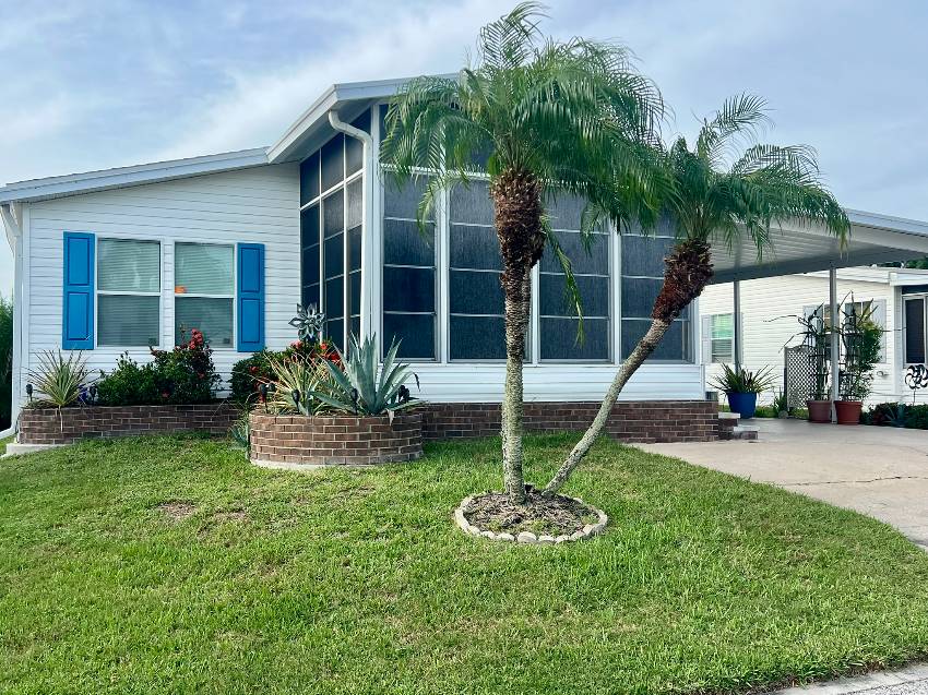 Mobile home for sale in Parrish, FL