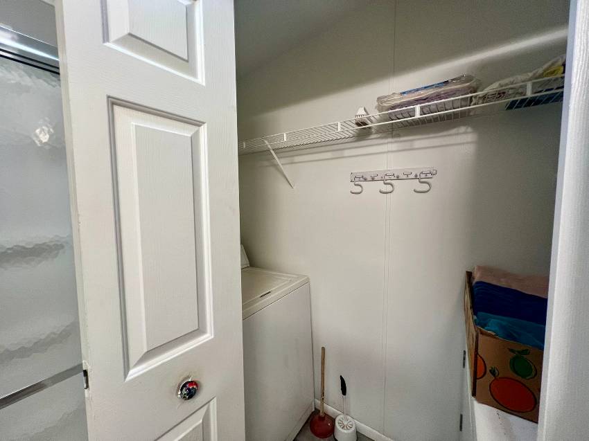 9814 Sucia Circle a Parrish, FL Mobile or Manufactured Home for Sale