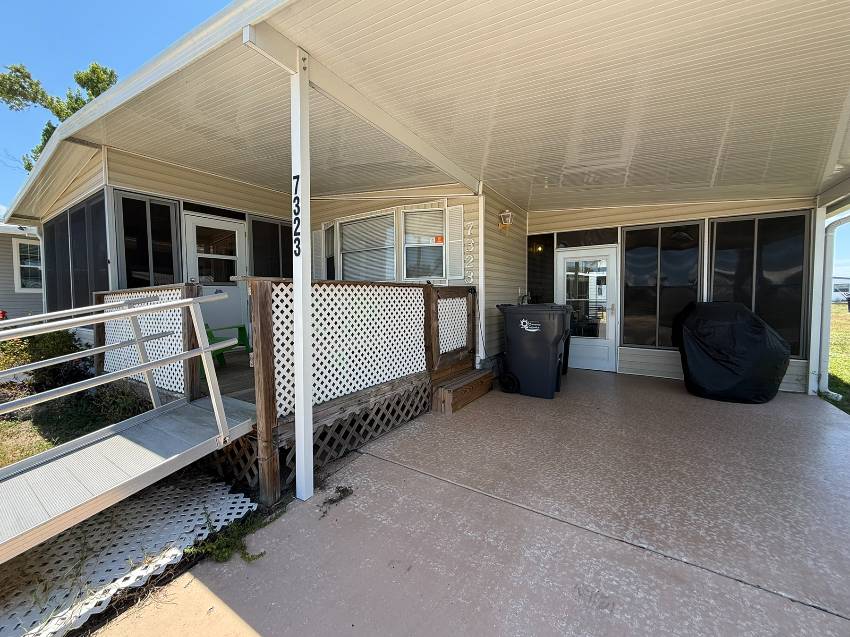 7323 Westwood Dr a Ellenton, FL Mobile or Manufactured Home for Sale