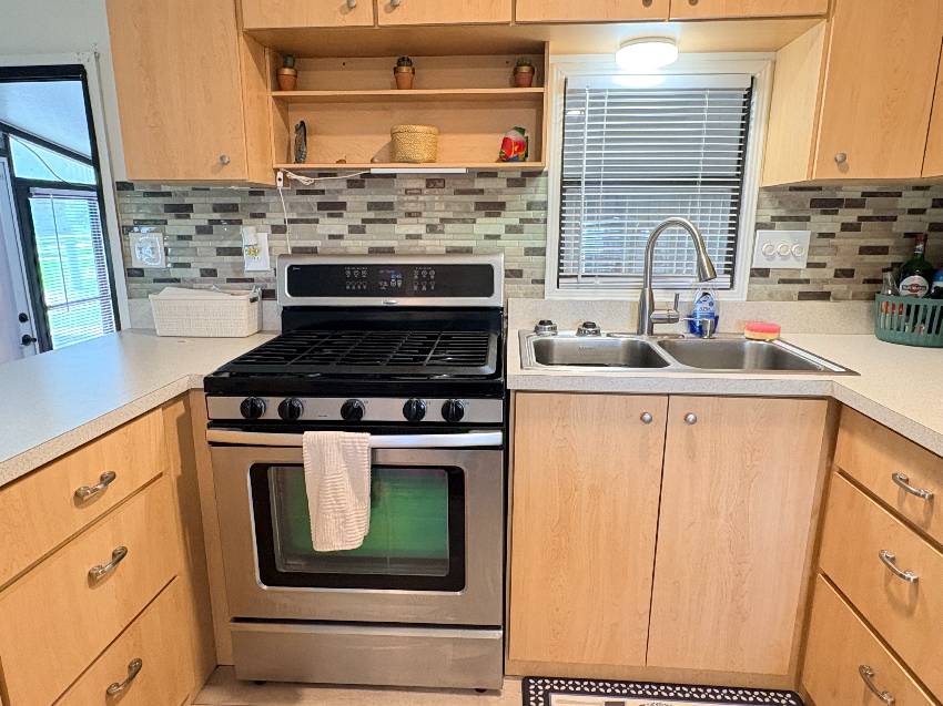 1300 N River Road Lot E62 a Venice, FL Mobile or Manufactured Home for Sale
