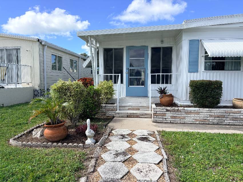 441 Zacapa a Venice, FL Mobile or Manufactured Home for Sale